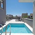 Sa Pogledom Na I Otoke Makarska