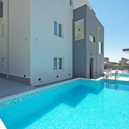 Sa Pogledom Na I Otoke Apartamento Makarska